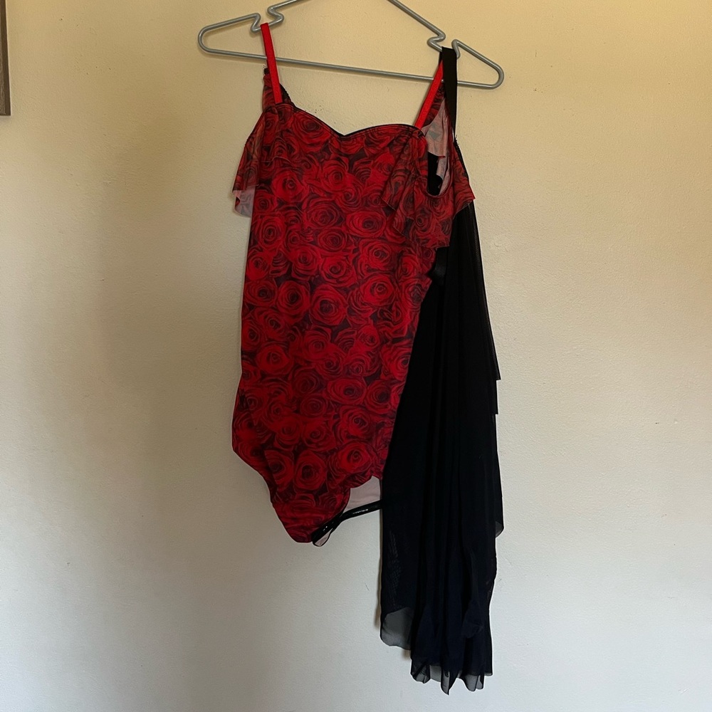 10th House 2 piece dance costume set MA